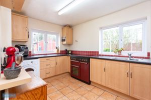 Kitchen- click for photo gallery